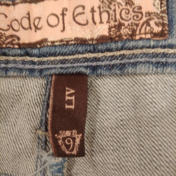 Codes of Ethics Flared Jeans size 9 - Picture 6 of 6